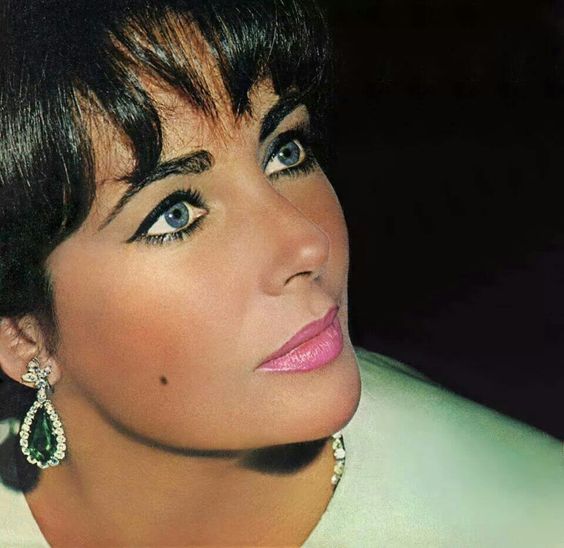 Elizabeth Taylor in Emeralds