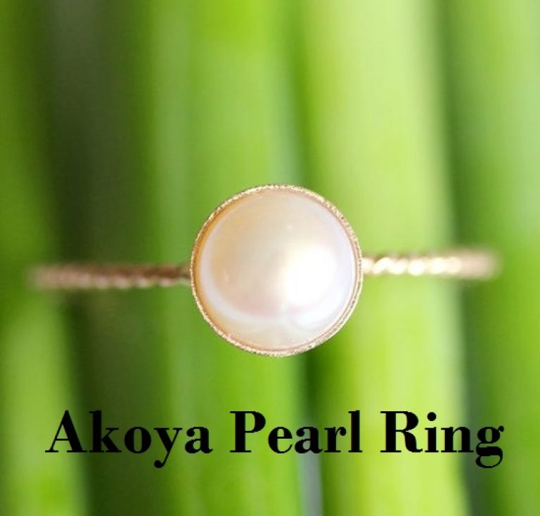 Freshwater Vs Saltwater Pearls What Is The Difference JewelryJealousy   Saltwater Pearls Akoya Pearl Ring 768x734 