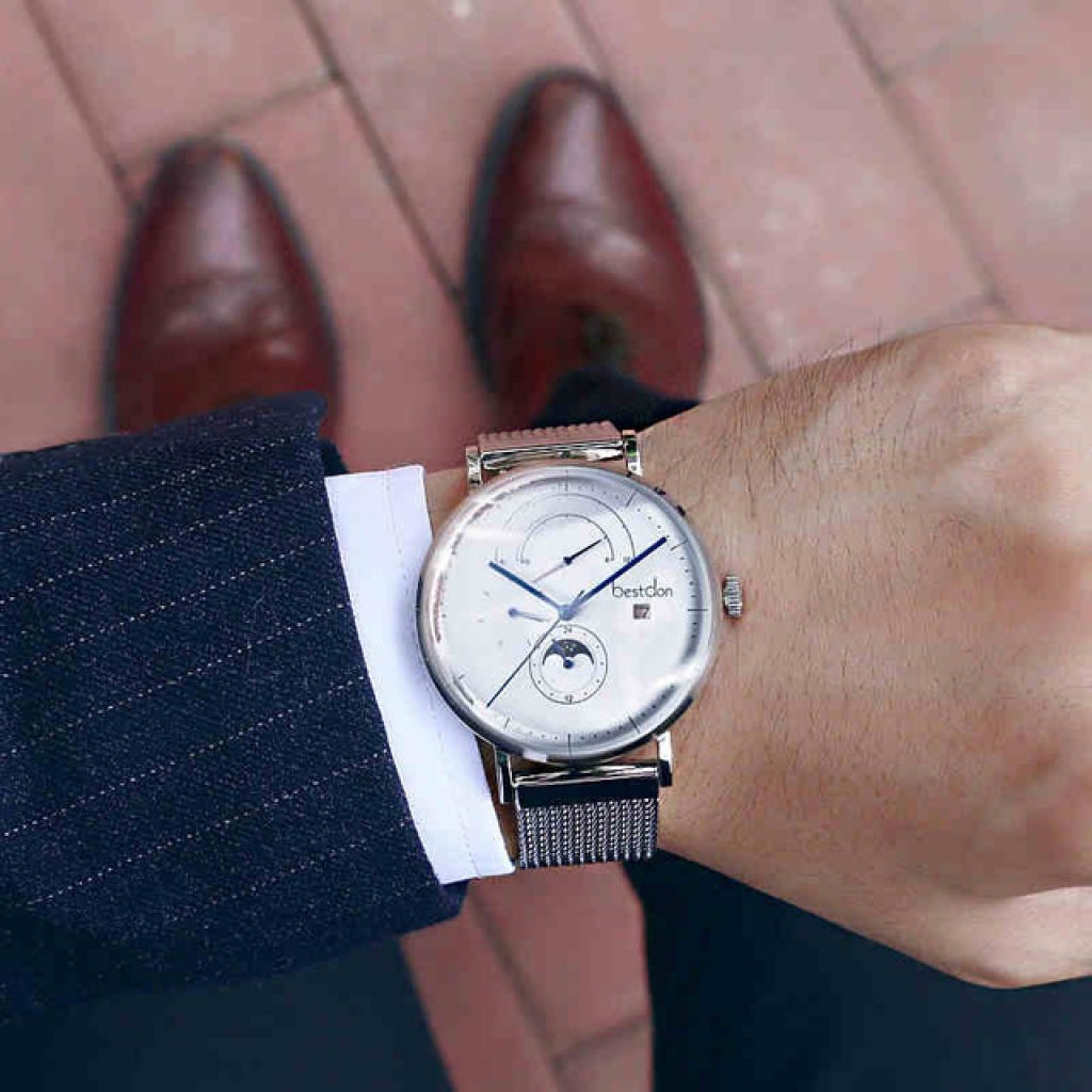 Silver Watches for Men Who Love Elegance and Simplicity | JJ