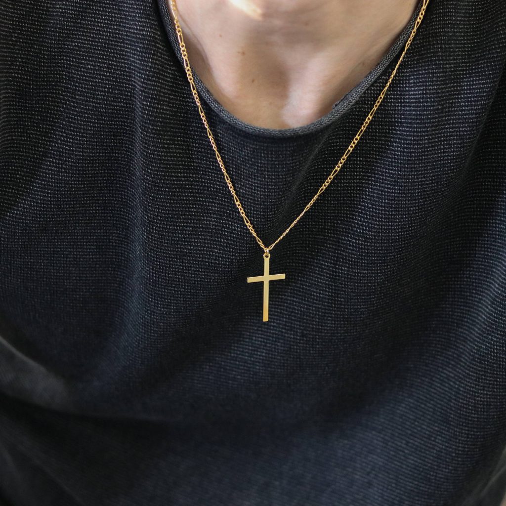 Top 10 Men's Cross Necklaces: Gift Idea for Him | JewelryJealousy