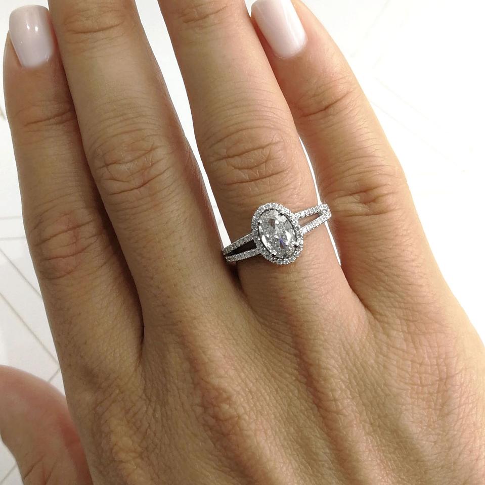 Top 10 Split Shank Engagement Rings: Different Styles and Colors | JJ