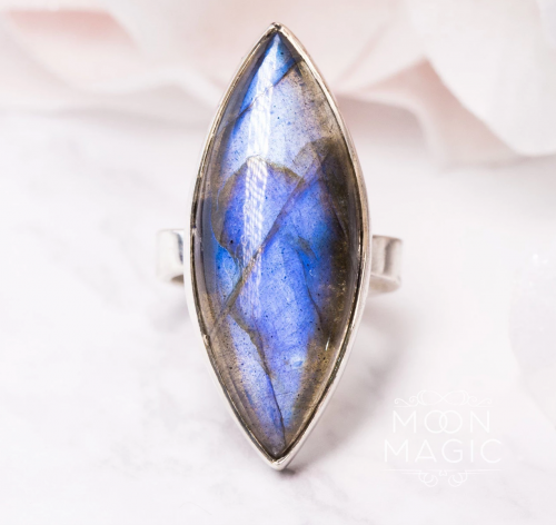 Navya Craft Labradorite Silver Ring