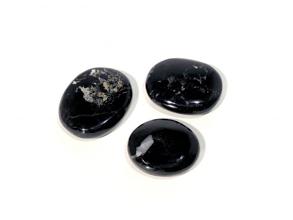 Black tourmaline, healing crystals