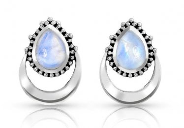 10 Superb Moonstone Earrings!