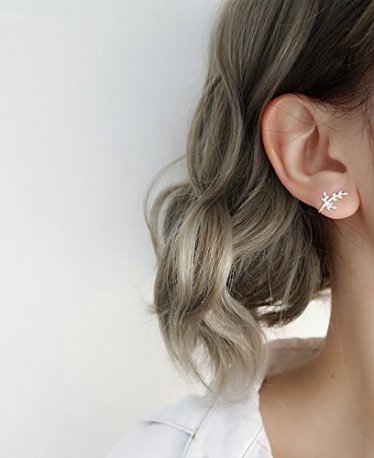 10 Whimsical Ear Cuffs We Cannot Help But Love