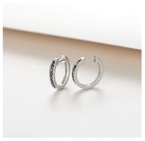 10 Cute Cartilage Hoop Earrings | JewelryJealousy