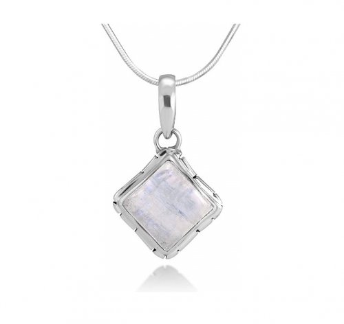 Chuvora Sterling Silver Moonstone Pendant