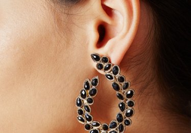 10 Black Earrings that Go with Any Outfit!