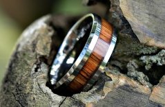 Looking For a Father’s Day Gift? Check Our Men’s Wooden Rings Selection!