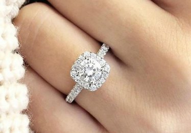 Affordable and Sparkly Jewelry? Check These 10 Cubic Zirconia Rings!