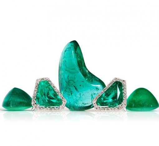 Emerald Meaning, Healing Properties & Prices