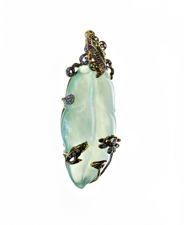 7 Jade Pendants to Add to Your Favorite Necklaces
