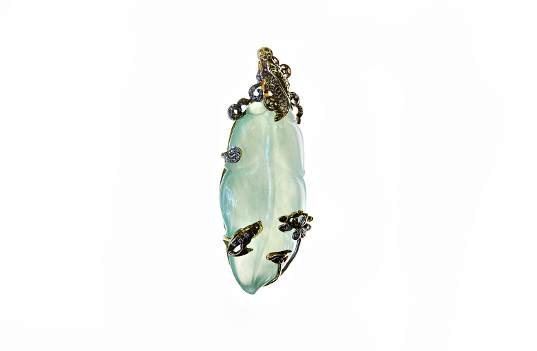 A Jade Pendant to Add to Your Favorite Necklace? Yes Please! (A Selection of 10)