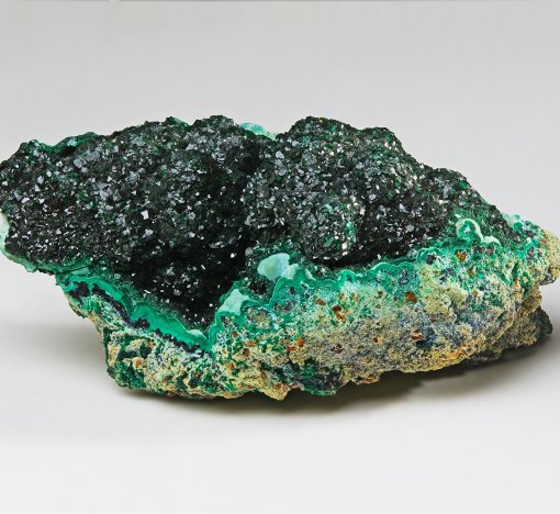 Malachite Stone, Meaning & Beautiful Jewelry Pieces