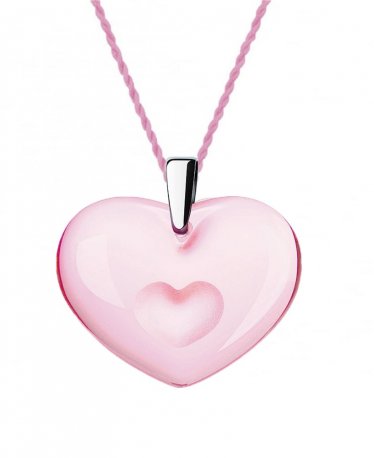 10 Pink Heart Jewelry Pieces We Are Wearing This Season