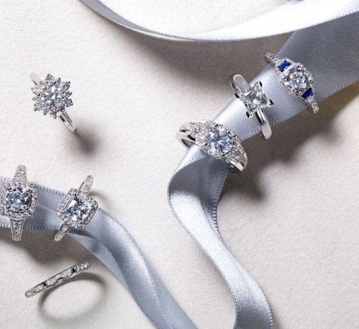 Platinum vs White Gold: Which is the Best?