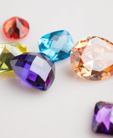 Zodiac Birthstones & Jewelry: a Guide to Buying Birthstones by Zodiac Signs